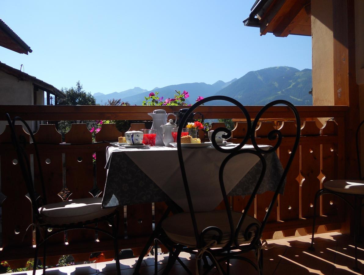 Hotel Garni Salvanel Cavalese Bagian luar foto