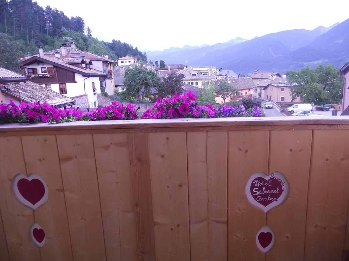 Hotel Garni Salvanel Cavalese Bagian luar foto